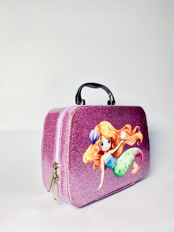 Kids Premium Cosmetics and Makeup Bag.